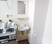 独立の洗面台もありますよ。