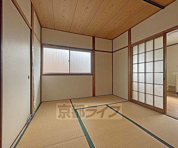 寝室