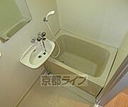 なかなか広いお風呂です