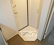 明るい玄関です。