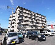 遠めからの外観です。