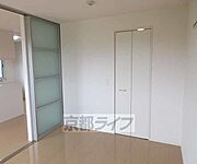 収納付きの洋室・