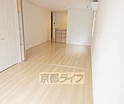 ナチュラルな色合いです。