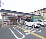 セブンイレブン　西院月双町店まで500m