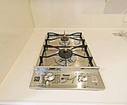 ・お部屋によっては家具家電がついております。