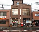 大津京町郵便局まで29m