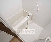 シャワー付きの便利なお風呂です。