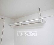 上部にもお洒落な収納付き