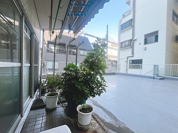 バルコニー