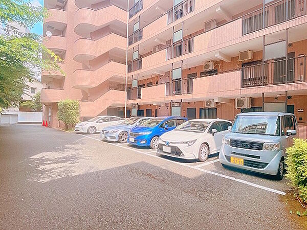 駐車場を拡大表示