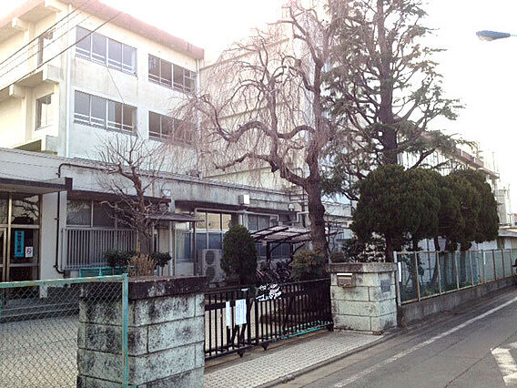練馬区立泉新小...