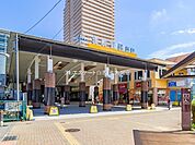 東武伊勢崎・大師線「北越谷」駅（2460m）
