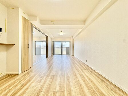 家族団らんの時間も増えそうな、くつろぎのLDK。