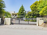 春日部市立上沖小学校（640m）
