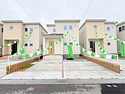車通りの少ない閑静な住宅地、のびのびした子育てに適します。 