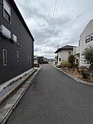 閑静な住宅地で、小さなお子様がいるご家族にも安心。 