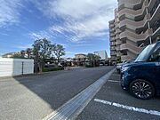 4月18日現在、駐車場空多数あり、との事です。