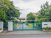 春日部市立豊野中学校（670m）