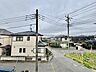 その他：主に二階建てが中心の住宅街。近隣の屋根を高さを見ても、こちらの家と同じくらい。 