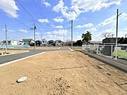 風通し・日当たりに優れる角地。開放感をお楽しみください。 