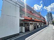 忙しい朝に助かる立地、 暮らしにゆとりが生まれます。 