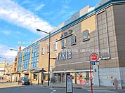東武鉄道「新越谷」駅（1120m）