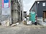 外観：車通りの少ない閑静な住宅地、のびのびした子育てに適します。 