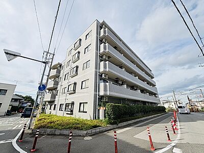 外観：蓮田駅徒歩約7分の近さ。 忙しい朝が助かる立地、暮らしにゆとりが生まれます。 