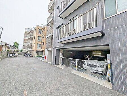 敷地内駐車場