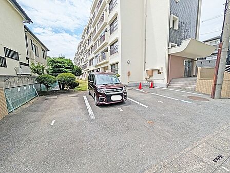 敷地内駐車場
