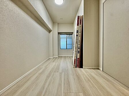 室内空間は明るい色合いで統一しています。