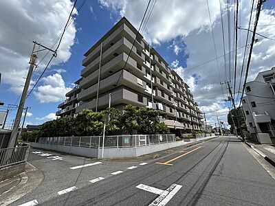 外観：リノベーション物件。