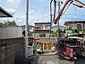 外観：閑静な住宅地で、小さなお子様がいるご家族にも安心。 