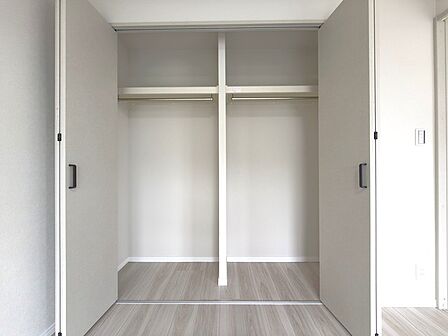 ご家族の思い出も大切にしまっておけるたっぷり収納。