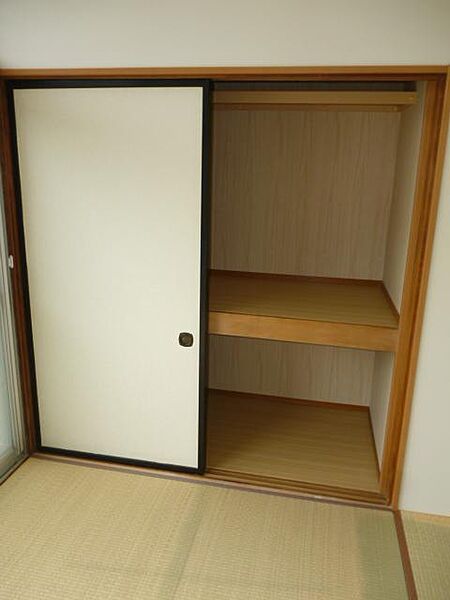 detached 福島県福島市飯坂町平野字道添23-4

地図を見る