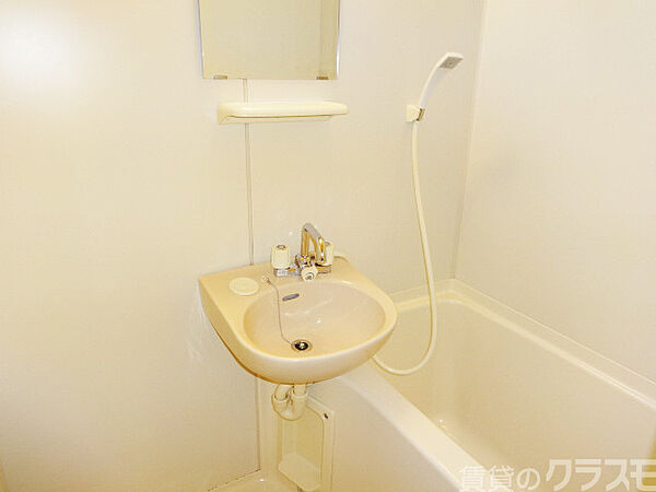 画像4:浴室もゆっくり出来そうなスペースがあります!