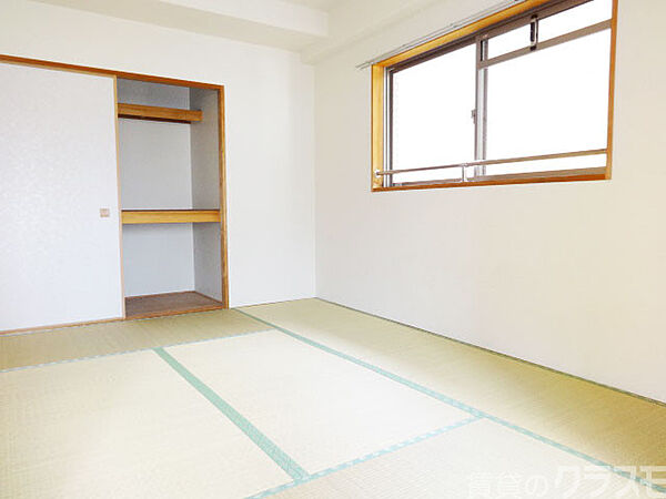 画像19:畳にお布団を敷いて寝る!日本人らしくて良いですよね☆