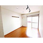 リフォーム予定、別部屋の写真になります。