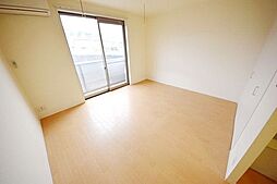 ウェルコート 2階1Kのリビング/ダイニング