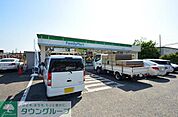 ファミリーマート八王子滝山町店 徒歩36分。コンビニ 2860m
