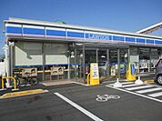 ローソン八王子北野町店 171m