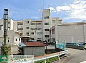 あきる野市立一の谷小学校 徒歩32分。 2550m
