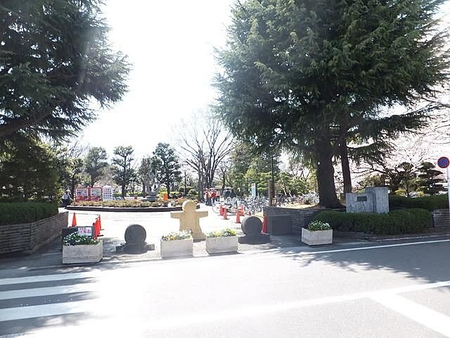周辺