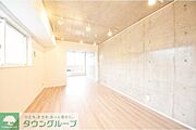 お部屋探しは株式会社　タウンハウジング　までお気軽にお問合せ下さい。クレジットカード決済・首都圏を中心直営143店舗　仲介件数全国2位の豊富な実績！諸費用・審査等・何でもご相談下さい。