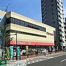 Olympic 徒歩2分。ホームセンター 140m