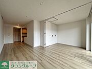 隣の洋室と繋げることも可能です