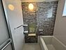 浴室：窓のある浴室