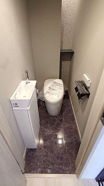トイレを拡大表示