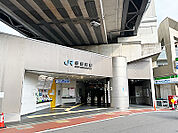【JRおおさか東線「新加美」駅まで徒歩13分(約1040m)】東海道新幹線、山陽新幹線など複数路線利用可能な「新大阪」駅まで乗り換え無しでアクセスできます。出張や旅行の際もスムーズに移動できます。