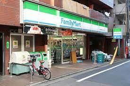 ファミリーマー...